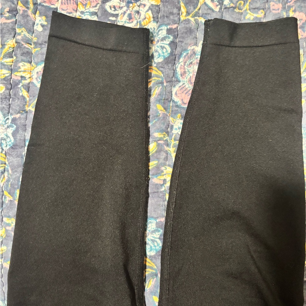 NVGTN Classic Black Leggings - Picture 2 of 2